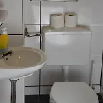 Schaum 2* Düsseldorf