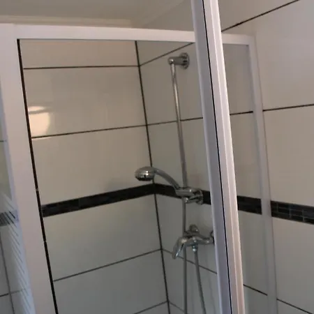 Schaum 2* Дюссельдорф