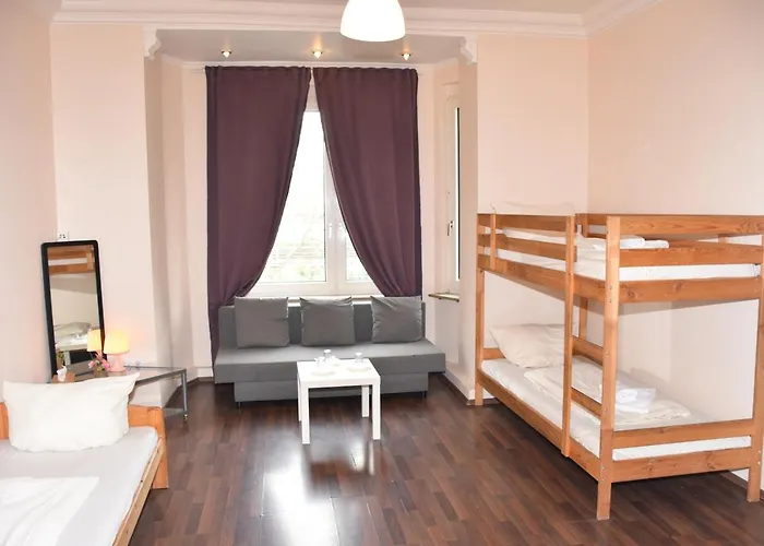 Schaum 2* دوسلدورف