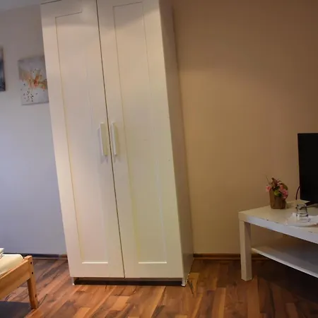 Schaum 2* Dusseldorf